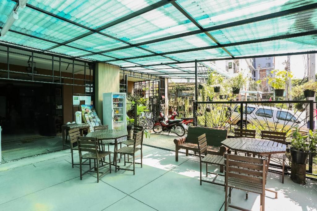 Nakara Boutique Chiang Mai Hotel Buitenkant foto